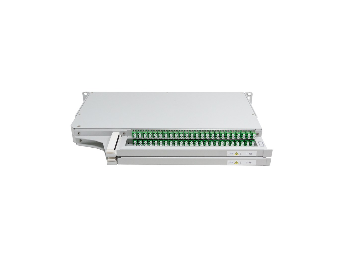 CCM Patchpanel 1HE SLITE UHD links
