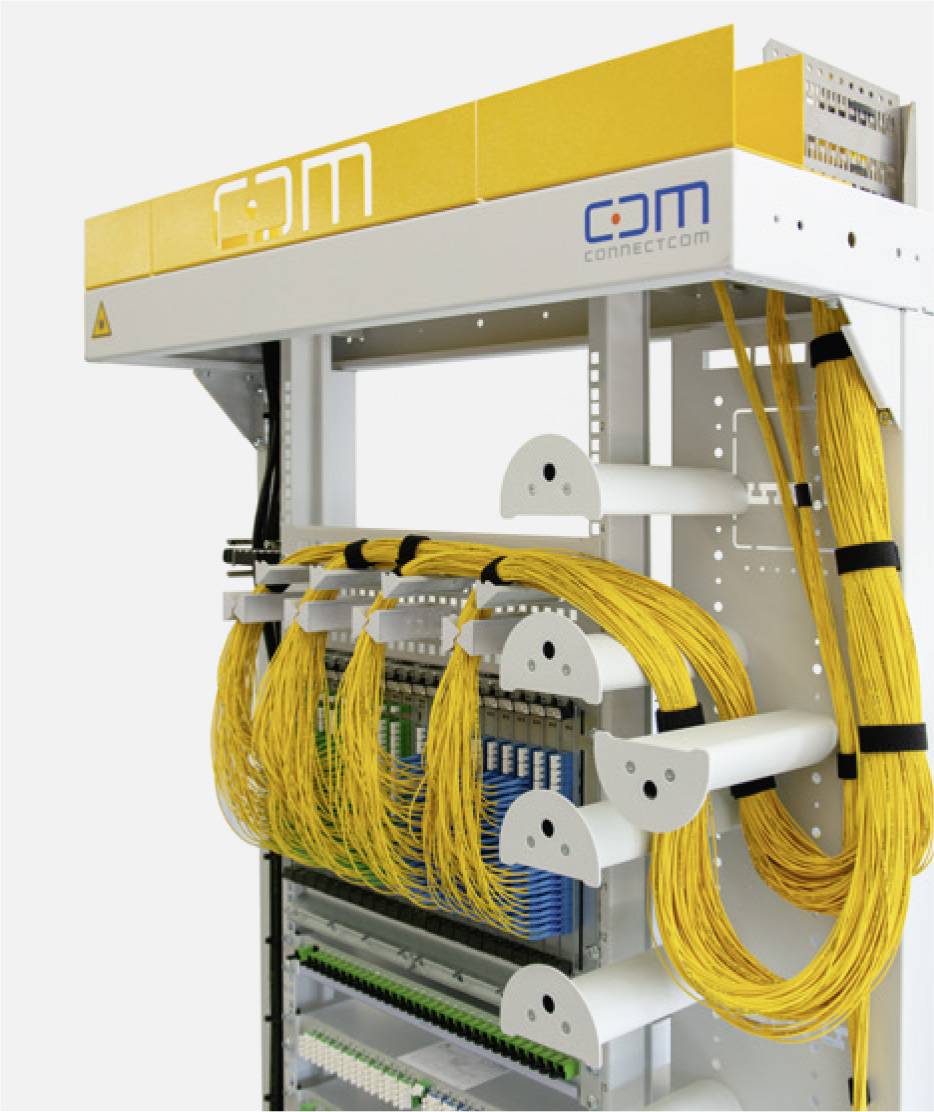 CARMA Racksystem mit Kabelkanalsystem Fiberlane  | Optischer Hauptverteiler
